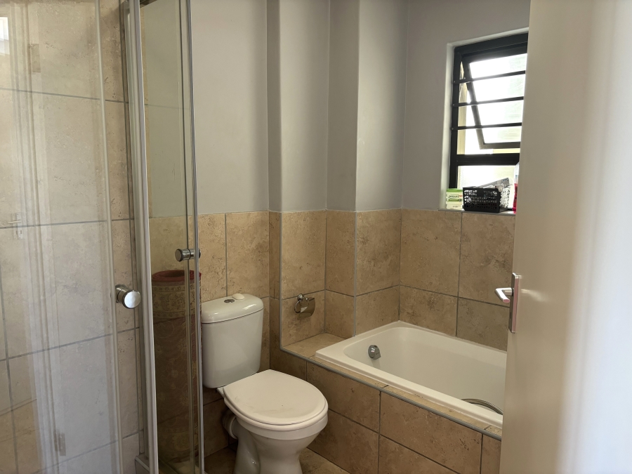 2 Bedroom Property for Sale in Guldenland Western Cape